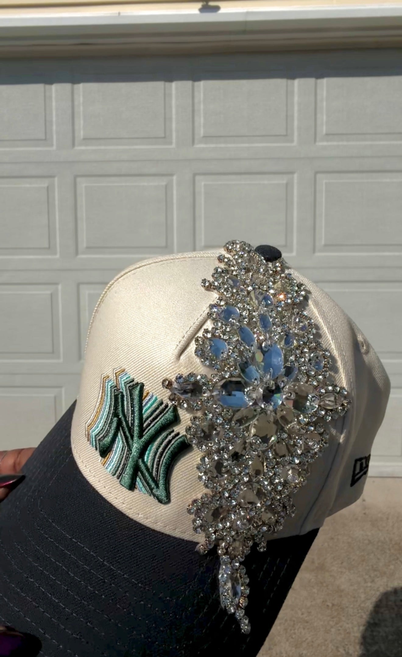 SACRĒD STONE YANKEE SNAPBACK